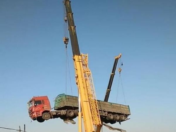 抚顺县吊车电话_吊车出租各种重型机械、设备、装卸