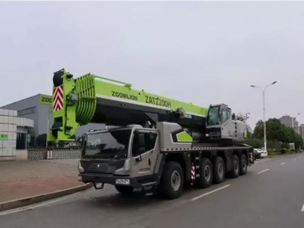 抚顺市吊车电话_夏季租赁使用吊车要注意降温